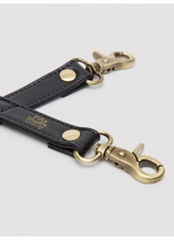 Черный фиксатор для манжет Bound to You Faux Leather Hogtie - Fifty Shades of Grey - купить с доставкой в Северске