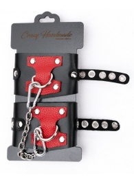 Черные наручники с красным декором и заклепками - Crazy Handmade - купить с доставкой в Северске