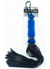 Нежная плеть с синим мехом BDSM Light - 43 см. - БДСМ Арсенал - купить с доставкой в Северске