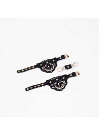 Черные кожаные наручники с клепками, кольцами и золотистой фурнитурой - Crazy Handmade - купить с доставкой в Северске