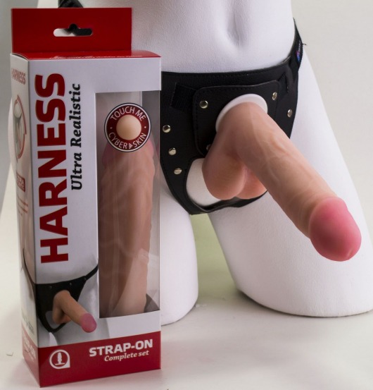 Страпон в подарочной упаковке: трусики с плугом и фаллоимитатор-насадка - 16 см. - LOVETOY (А-Полимер) - купить с доставкой в Северске